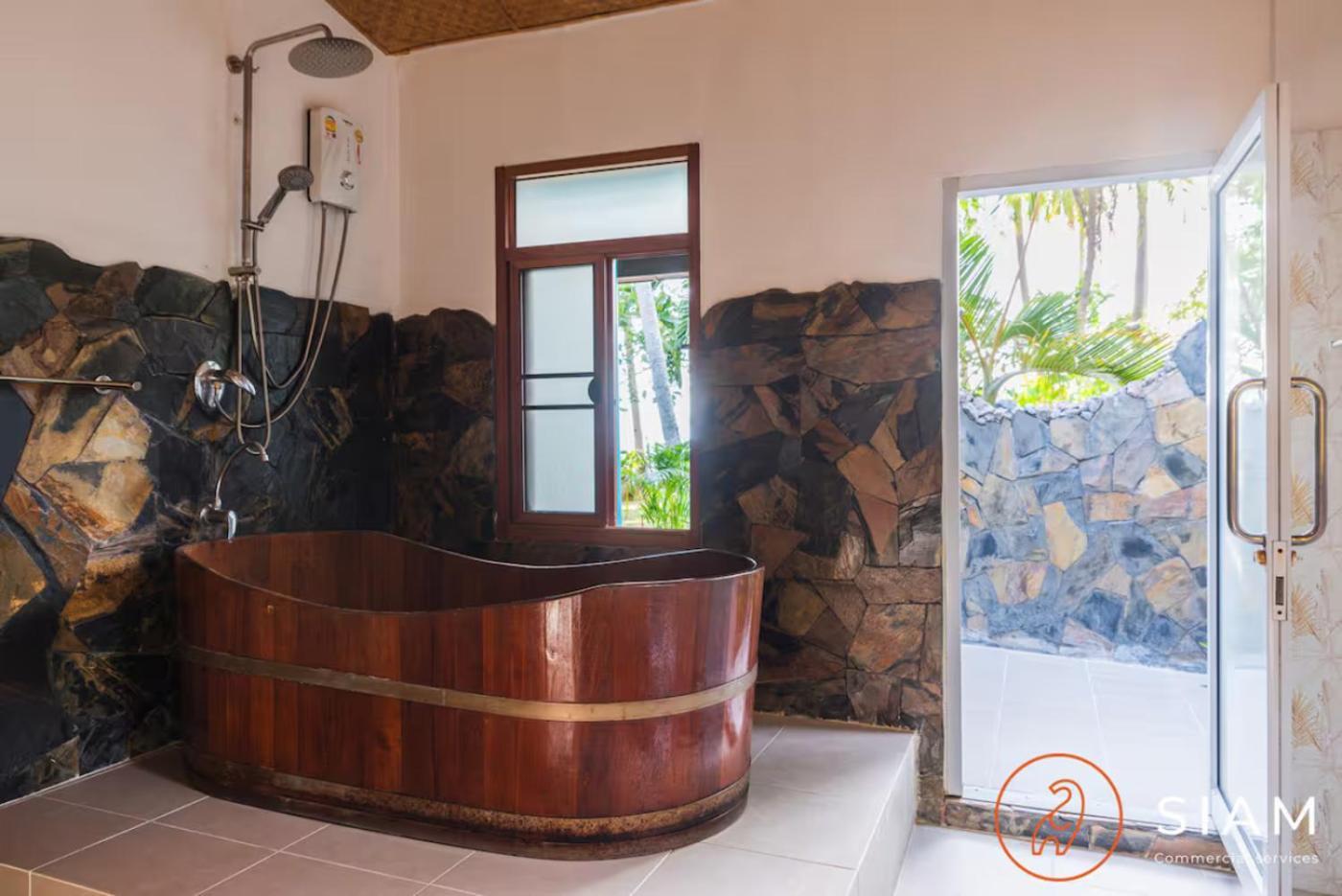 The Wooden Beach House 3Br - Sunset Beach Garden Taling Ngam Beach Exterior foto